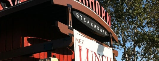 LongHorn Steakhouse is one of Orte, die Joshua gefallen.