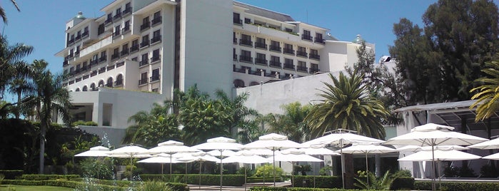 Hotel Hotsson is one of สถานที่ที่ Jorge ถูกใจ.