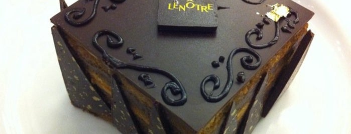 Lenôtre is one of Stoykovic's feast journal.