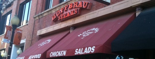 Hoffbrau Steaks is one of Lieux qui ont plu à Brian.