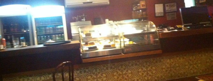 Zahia Café & Kebab is one of TR.