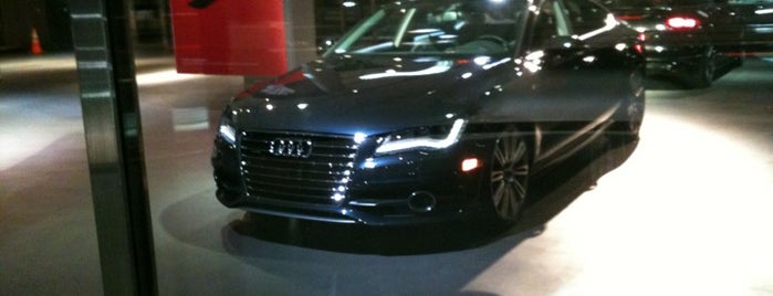 Audi Forum is one of Lugares....