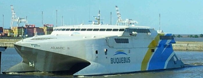 Buquebus - Terminal Fluvio-Marítima Puerto Madero is one of lugares que frecuento.