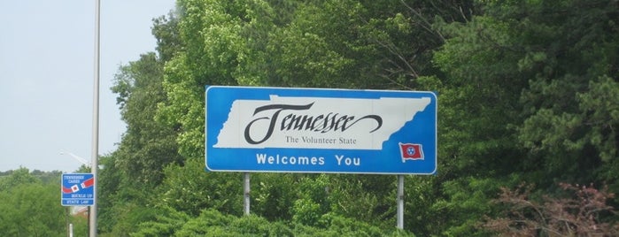 Somewhere In Tennessee! is one of Tempat yang Disukai Stephanie.