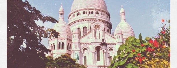 Basilika Sacré-Cœur is one of  Paris Sightseeing .