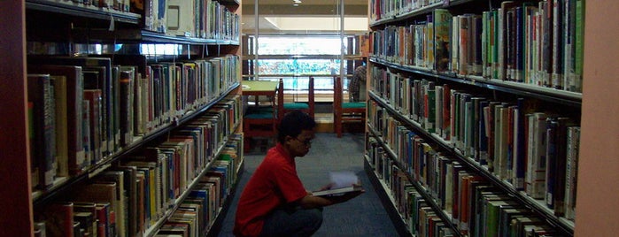 Perpustakaan Daerah Provinsi Jawa Tengah is one of Semarang, "Another Old City" #4sqCities.