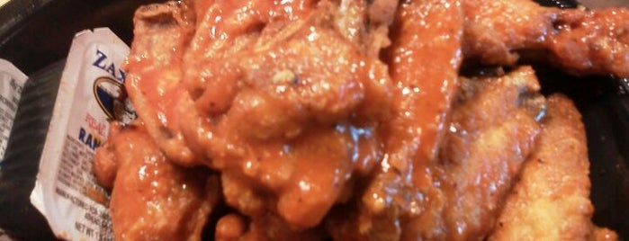 Zaxby's Chicken Fingers & Buffalo Wings is one of Matt 님이 좋아한 장소.