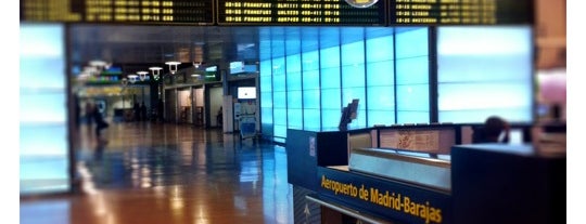 Терминал 2 is one of Mundo madrileño - turismo.