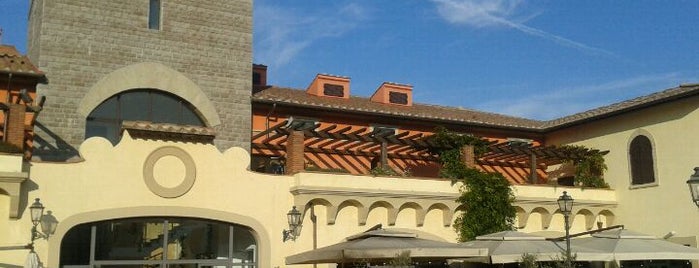 Barberino Designer Outlet is one of Tuscany Outlet.