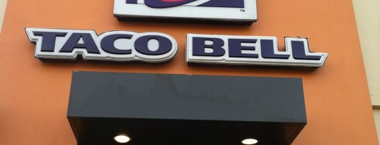 Taco Bell is one of Área da Disney.