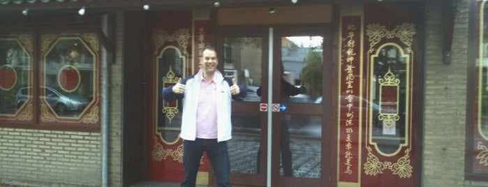 Chinees Indisch Restaurant Peking is one of Lugares favoritos de Marc.