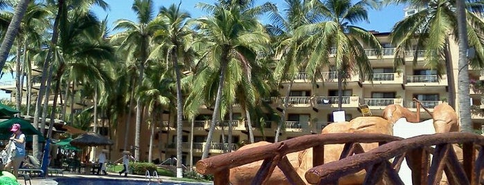 Villa Del Palmar Beach Resort & Spa is one of Tempat yang Disukai Jefe.