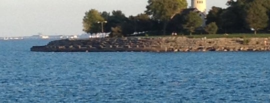 Promontory Point Park is one of Chicago To Do.