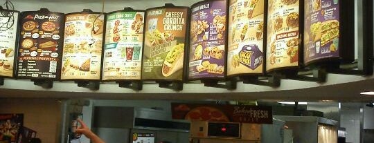 Taco Bell is one of Jessica’s Liked Places.