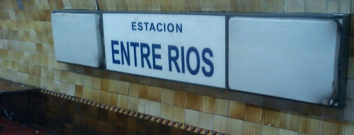 Estación Entre Ríos - Rodolfo Walsh [Línea E] is one of Trens e Metrôs!.