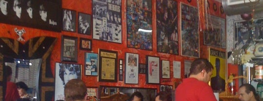 Gables Juice Bar is one of Tempat yang Disukai Ileana LEE.