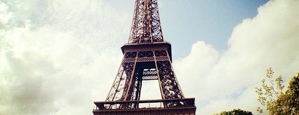 Eiffelturm is one of Visit in Paris.