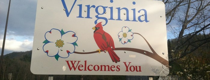 Virginia / West Virginia State Border is one of สถานที่ที่ Gabriel ถูกใจ.