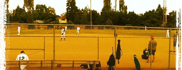 City of Hillsboro Fairgrounds Sports Complex is one of Lieux qui ont plu à Jennifer.