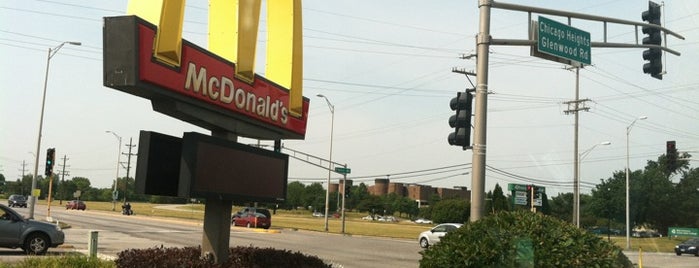 McDonald's is one of สถานที่ที่ Captain ถูกใจ.