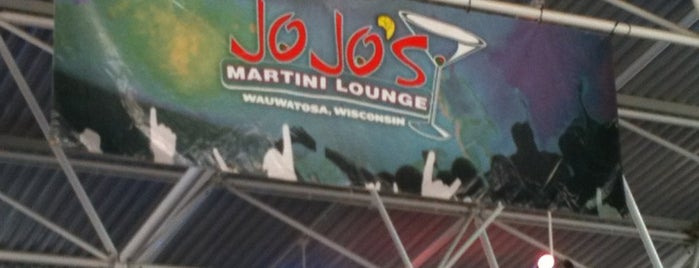 JoJo's Martini Lounge is one of Summerfest Grounds.