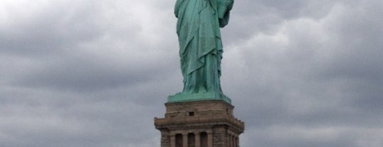 Freiheitsstatue is one of NY.