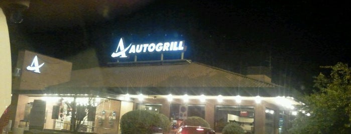 Autogrill is one of Özgeさんのお気に入りスポット.