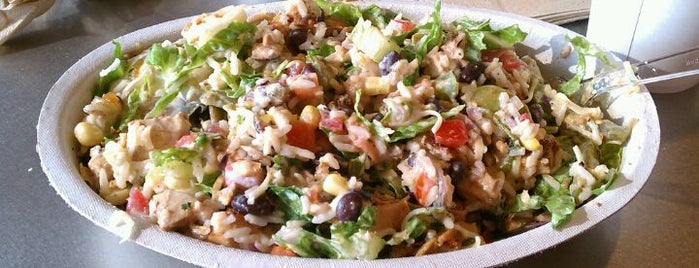 Chipotle Mexican Grill is one of Sheltonさんのお気に入りスポット.