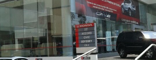 Honda is one of Posti che sono piaciuti a Stephania.
