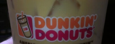 Dunkin' is one of Kyraさんのお気に入りスポット.