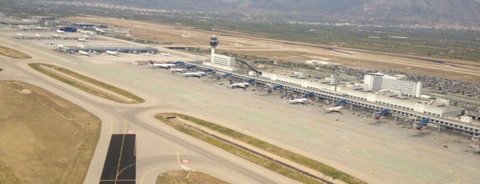 Aéroport international d'Athènes Eleftherios Venizelos (ATH) is one of Athene.