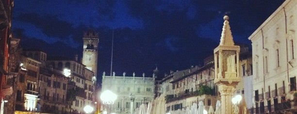 Verona is one of Italia.