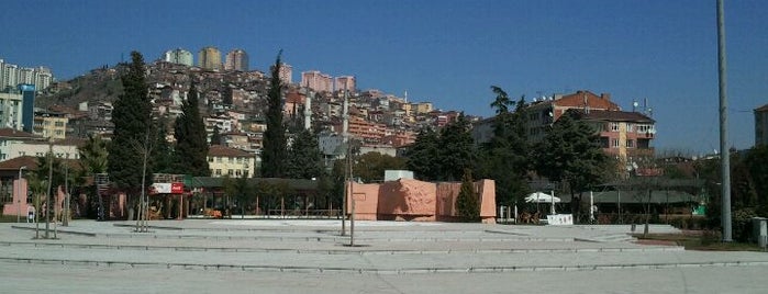 Anıtpark is one of Tempat yang Disukai Barış.