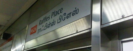Raffles Place MRT Interchange (EW14/NS26) is one of Mrt ah.