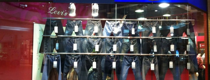 Levi's Store is one of My places.