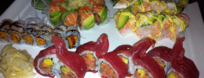 UMI Japanese Steakhouse & Sushi Bar is one of Lugares guardados de Kaleigh.
