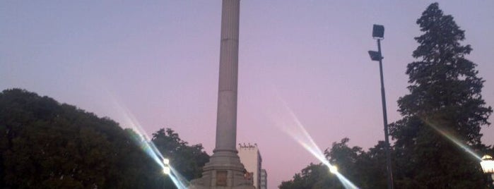 Plaza Italia is one of Lieux qui ont plu à Javier.