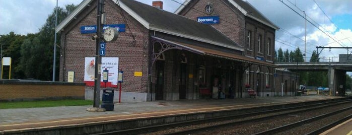 Gare de Beernem is one of Bijna alle treinstations in Vlaanderen.