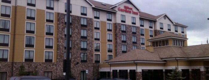 Hilton Garden Inn is one of Tempat yang Disukai Stephen.