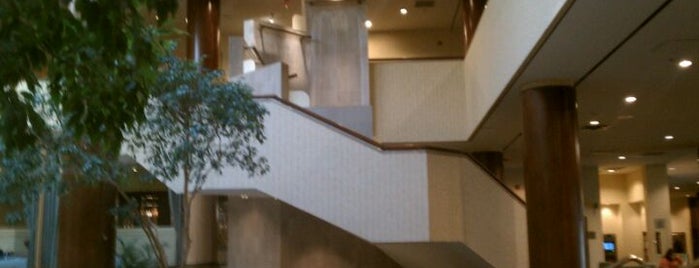 Marriott Tulsa Hotel Southern Hills is one of Locais curtidos por Stephanie.