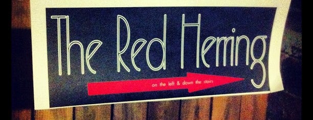 The Red Herring is one of Bars I've been to.
