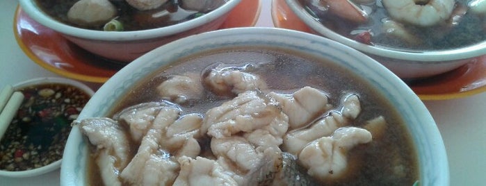 Syn Lok Bak Kut Teh II 新樂肉骨茶 is one of Must try food.