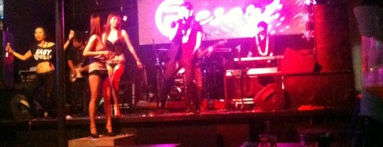 Resort Live Band is one of Clubbing: FindYourEventInSG.