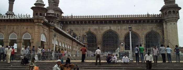 Makkah Masjid is one of Hum Ban Gaye Hyderabadi #Hyderabad #4sqCities.