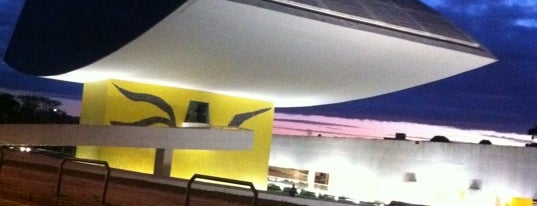 Museo Oscar Niemeyer (MON) is one of O que recomendo em Curitiba.