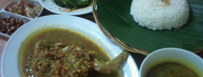 Ayam Betutu Khas Gilimanuk Bali is one of I Love Spicy.