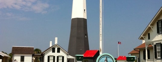 Tybee Island Lighthouse is one of Best Spots to Visit in Savannah #visitUS.