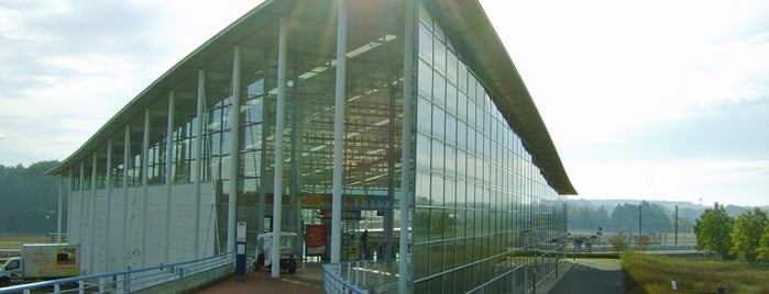 Gare SNCF du Futuroscope is one of Gares de France.