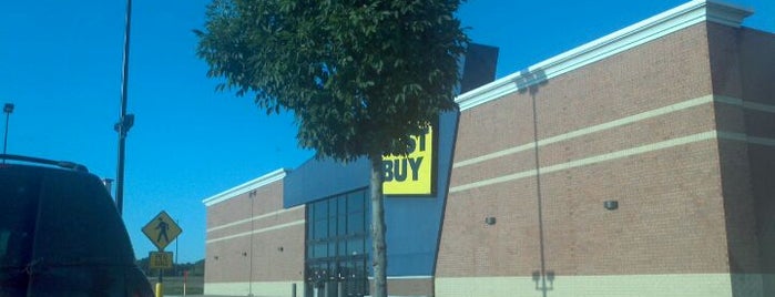 Best Buy is one of Ashley’s Liked Places.