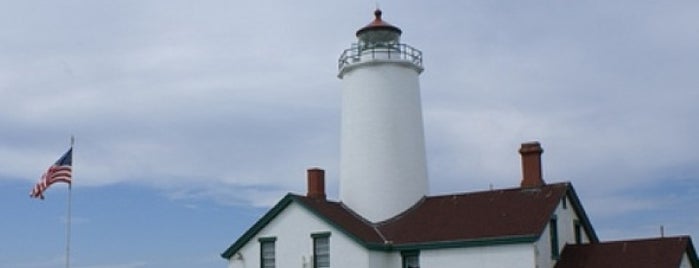 New Dungeness Lighthouse is one of Seattle.